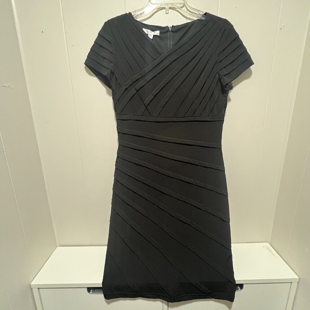 London Times LBD Tiered Evening Dress Womens 10 Black Sleeveless Sheath Cocktail